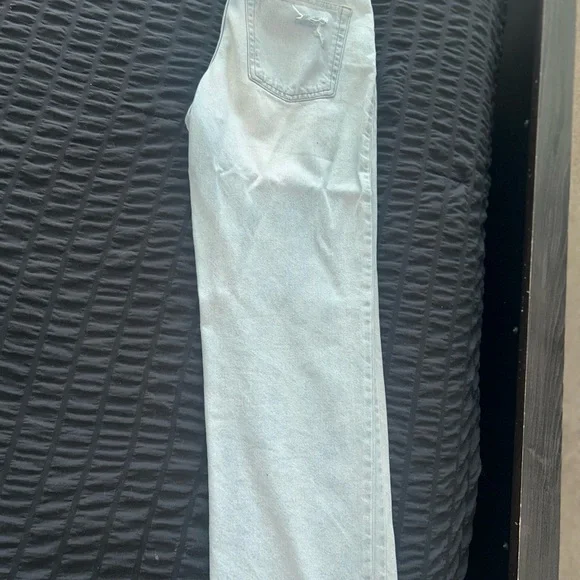 Levi's Light Blue Inside-Out Denim Jeans - Picture 2 of 6